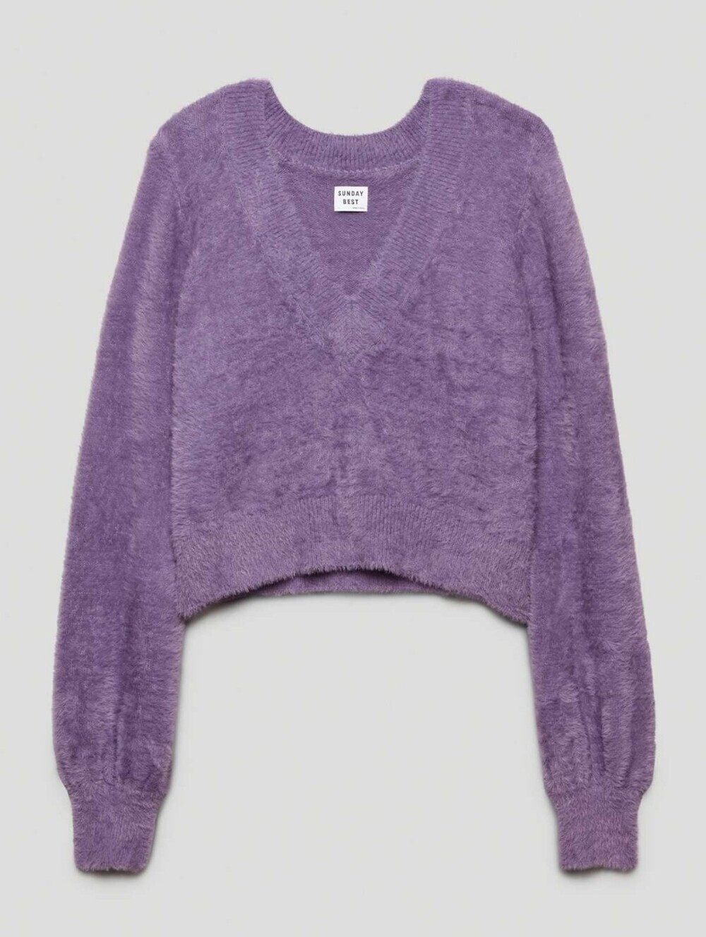 ARITZIA Sunday Best Kitten V-Neck Sweater Size Large Purple Color Super Soft